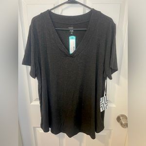 NWT 2X Market Spruce Dark Gray Tshirt